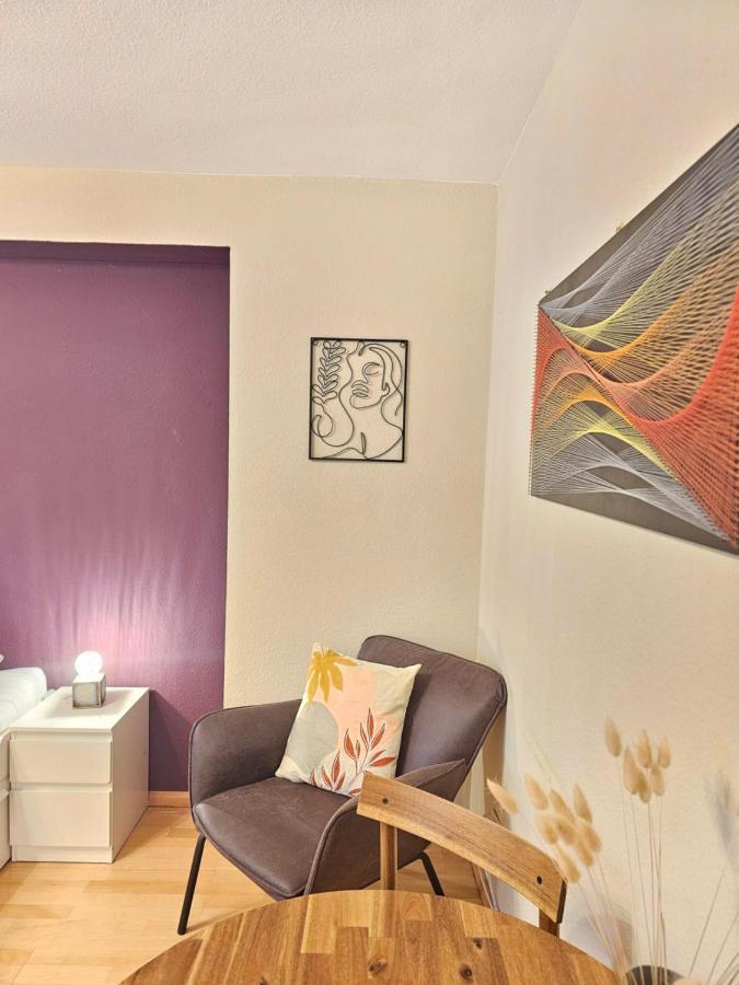 Doppelzimmer 1 I Geteiltes Bad & Kueche I Mit Dem Zug Nur 4 Min Bis Zum Hauptbahnhof ไฟรบวร์กอิมไบรส์เกา ภายนอก รูปภาพ